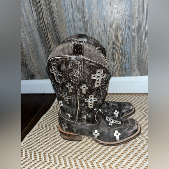 Women’s Roper size 7 brown with silver embellished cross cowboy boots square toe - Picture 1 of 6